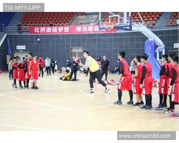 重庆篮球队配合变革引发热议探索新战术与团队协作的未来之路